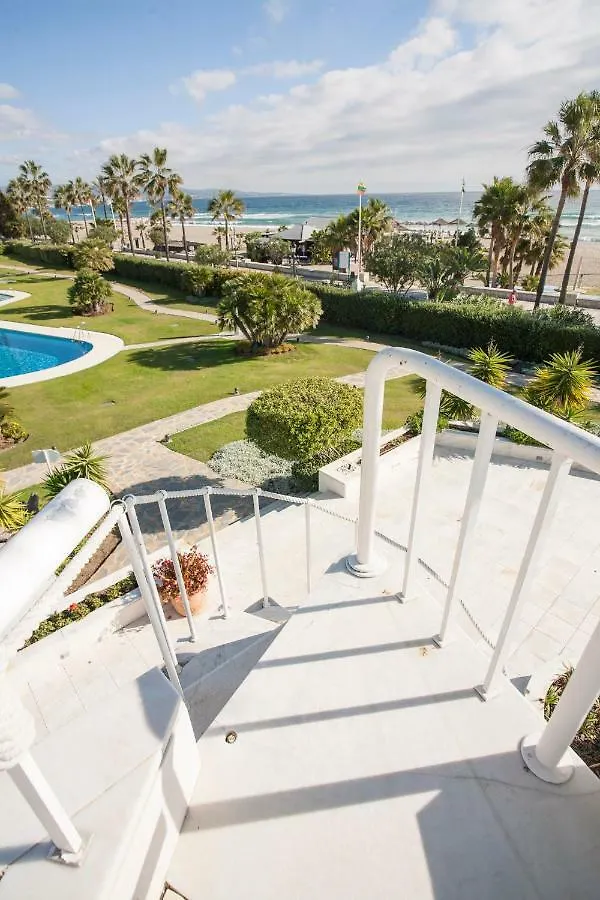El Mas Exclusivo De Puerto Banus 